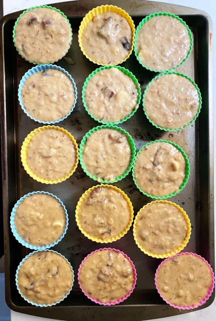 Leftover Banana Chocolate Muffins