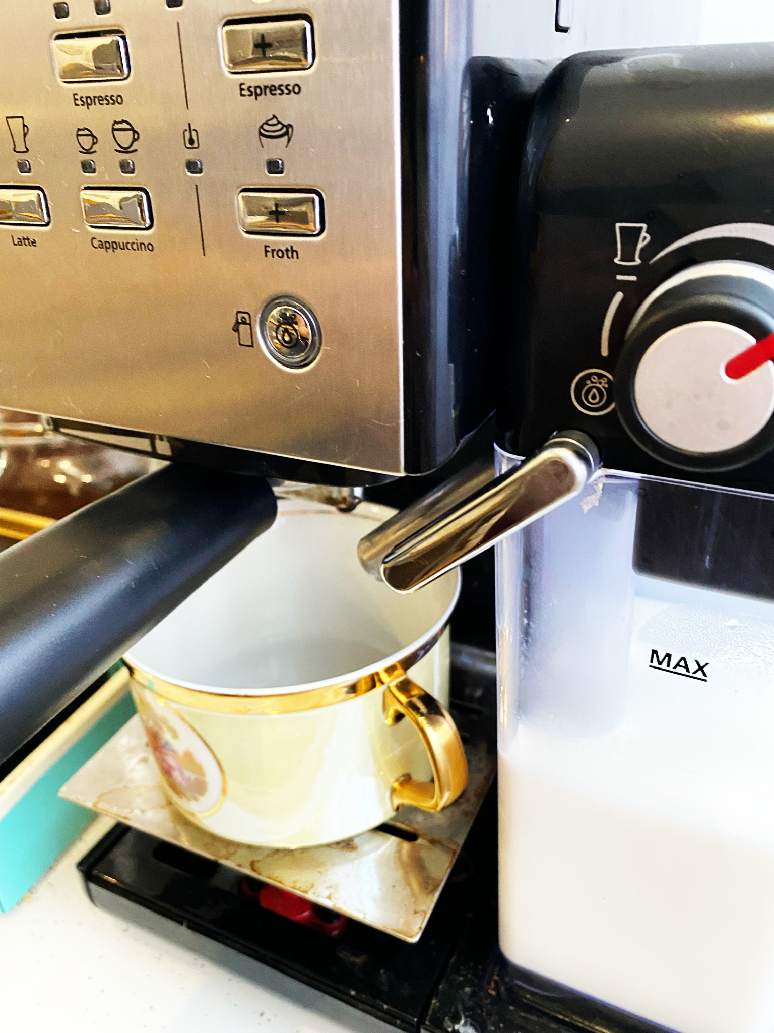 Mr. Coffee One-Touch Coffeehouse Espresso and Cappuccino Machine