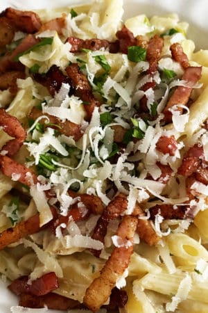 Bacon pasta alfredo